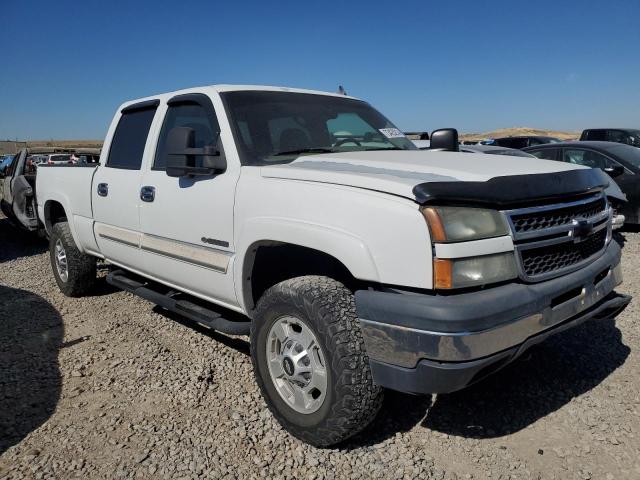 Photo 3 VIN: 1GCGK13U56F101831 - CHEVROLET SILVERADO 