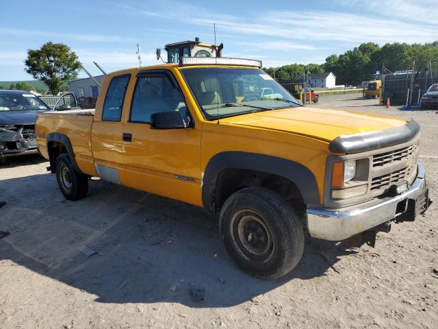 Photo 3 VIN: 1GCGK29F4YF495775 - CHEVROLET GMT 