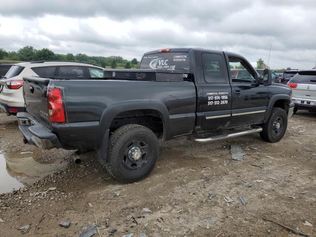 Photo 2 VIN: 1GCGK29U03Z309719 - CHEVROLET SILVERADO 