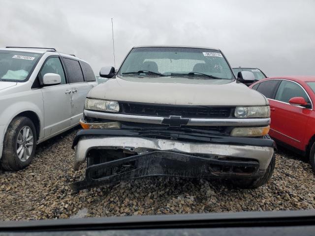 Photo 4 VIN: 1GCGK29U2YE276513 - CHEVROLET SILVERADO 