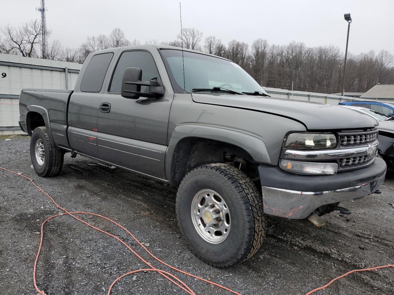 Photo 3 VIN: 1GCGK29U52Z256546 - CHEVROLET SILVERADO 