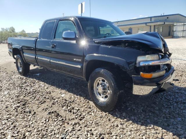 Photo 3 VIN: 1GCGK29U6YE290074 - CHEVROLET SILVERADO 