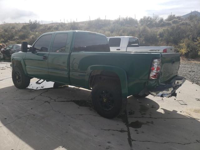 Photo 1 VIN: 1GCGK29U7YE143083 - CHEVROLET SILVERADO 