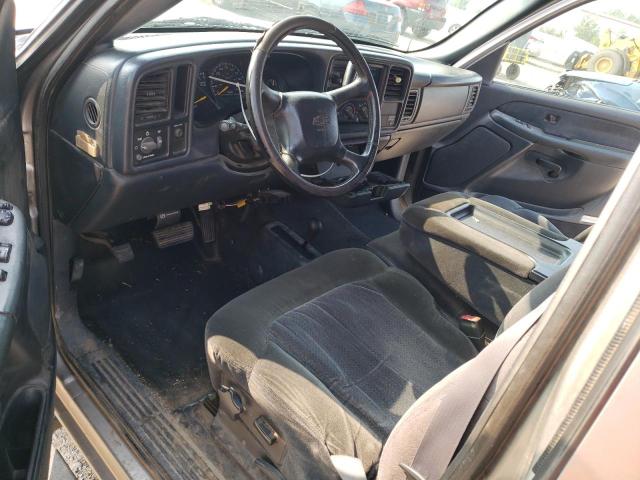 Photo 7 VIN: 1GCGK29U8YE311037 - CHEVROLET SILVERADO 