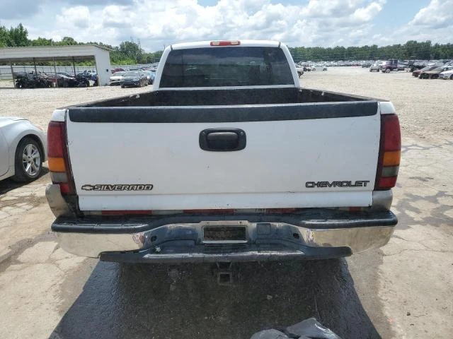 Photo 5 VIN: 1GCGK29U8YE408139 - CHEVROLET SILVERADO 