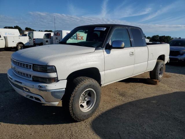 Photo 0 VIN: 1GCGK29UXXZ180958 - CHEVROLET SILVERADO 