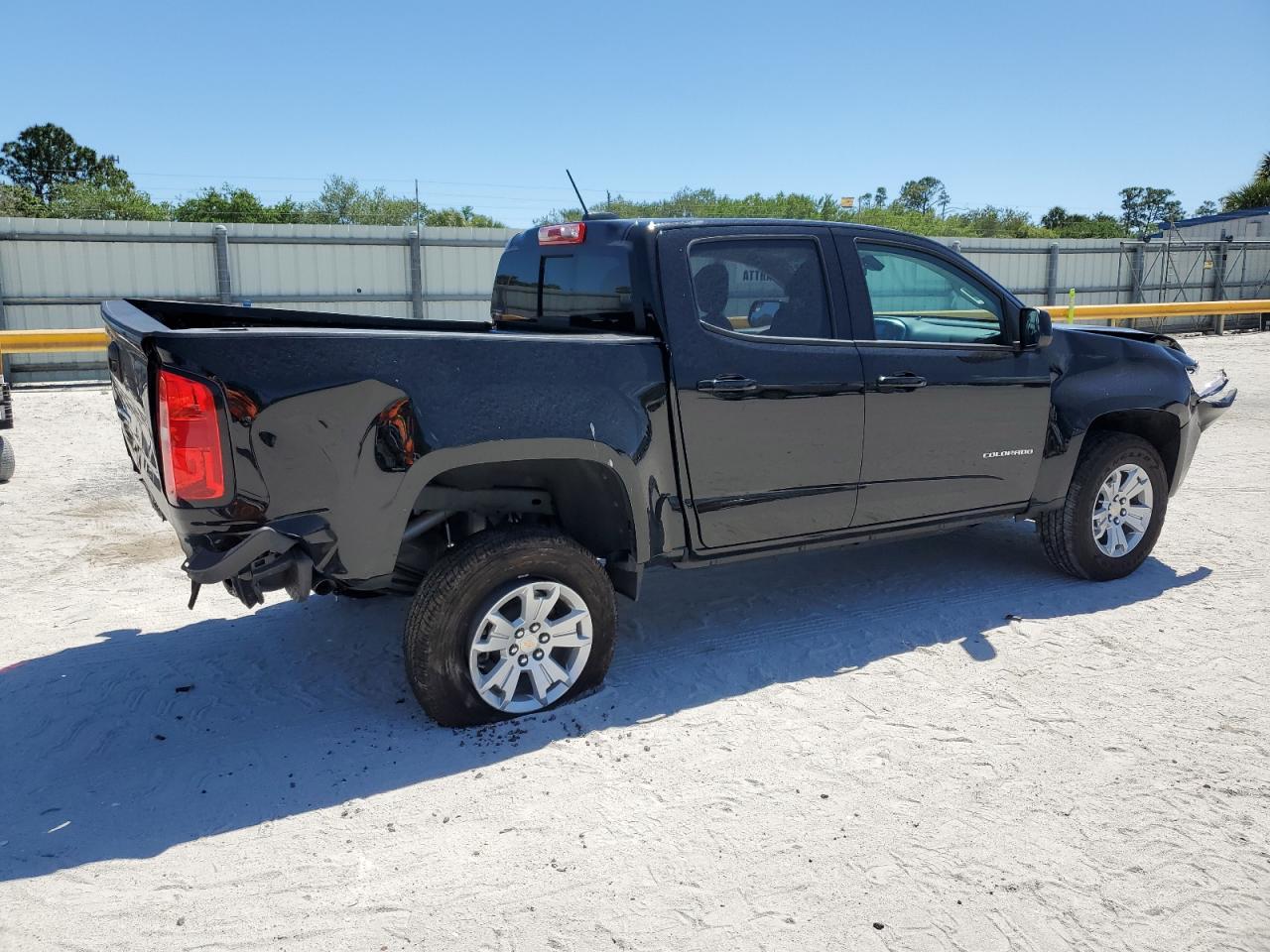 Photo 2 VIN: 1GCGSCEA8N1308689 - CHEVROLET COLORADO 