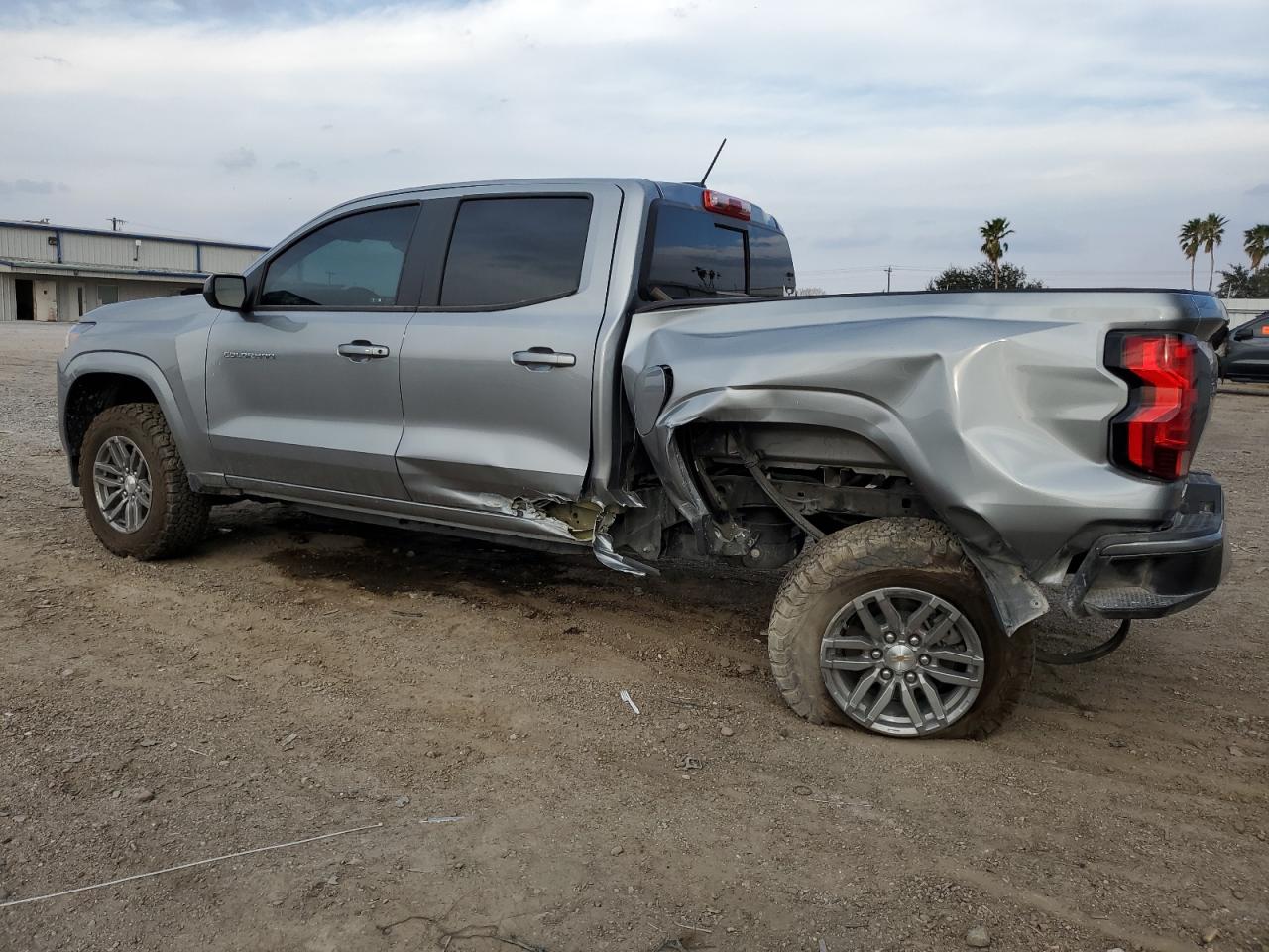 Photo 2 VIN: 1GCGSCEC8P1200402 - CHEVROLET COLORADO 