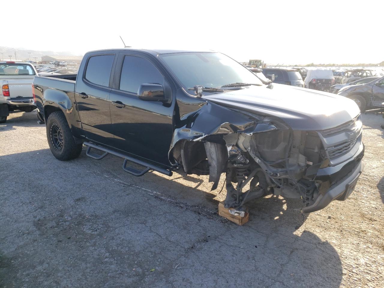 Photo 3 VIN: 1GCGSCEN3J1293905 - CHEVROLET COLORADO 