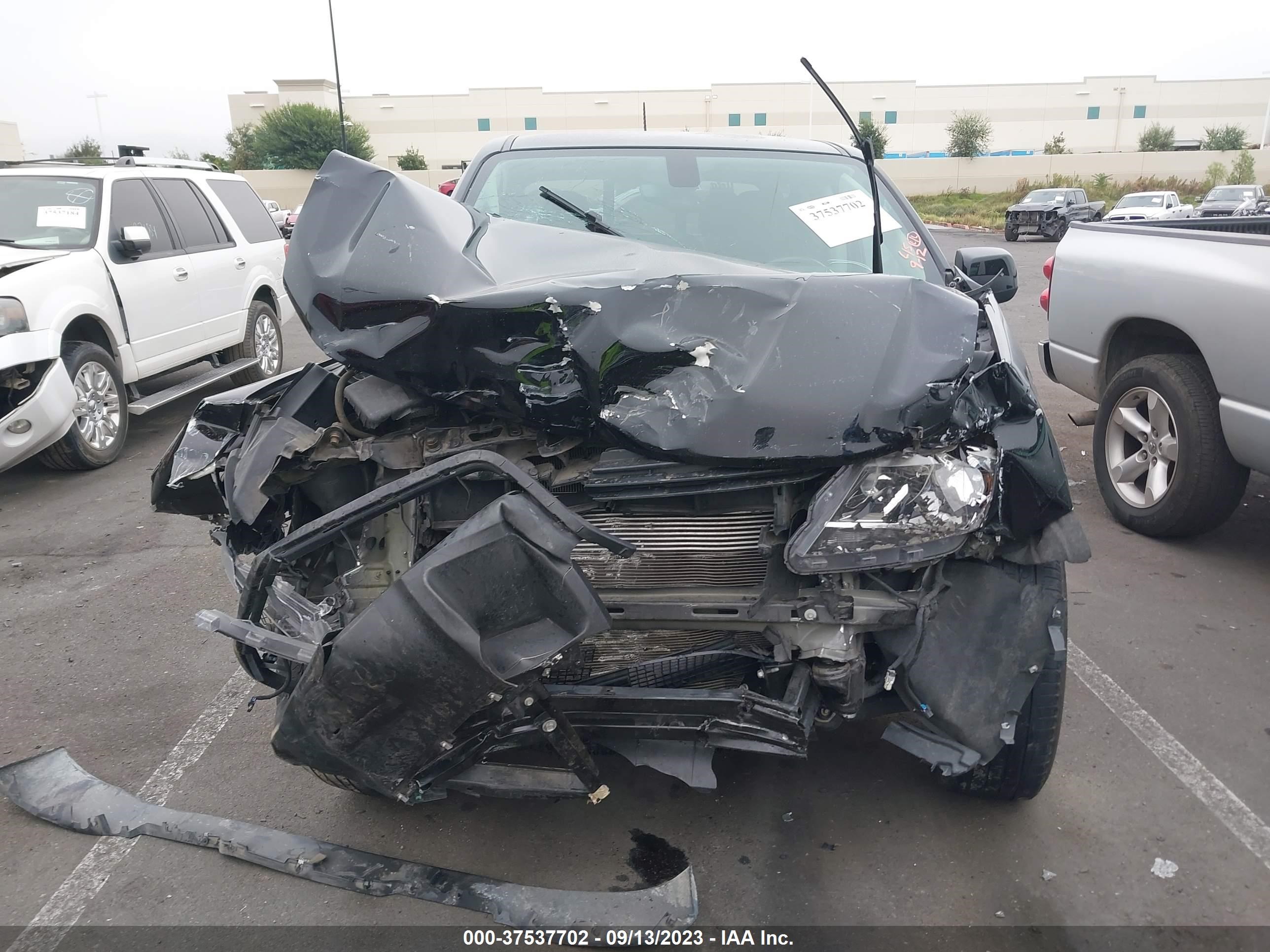 Photo 12 VIN: 1GCGSCEN4J1140403 - CHEVROLET COLORADO 