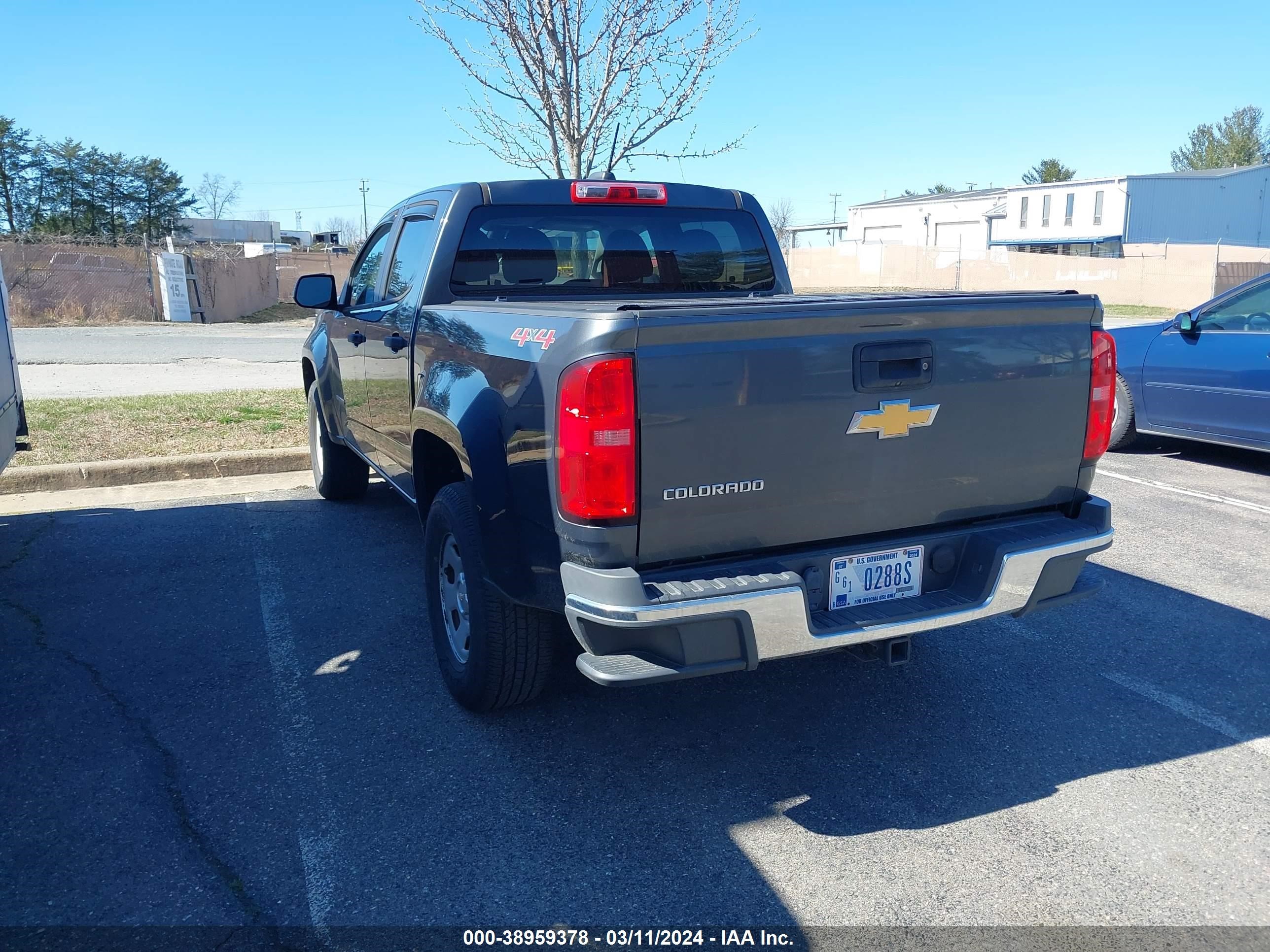 Photo 2 VIN: 1GCGTBE36G1284856 - CHEVROLET COLORADO 