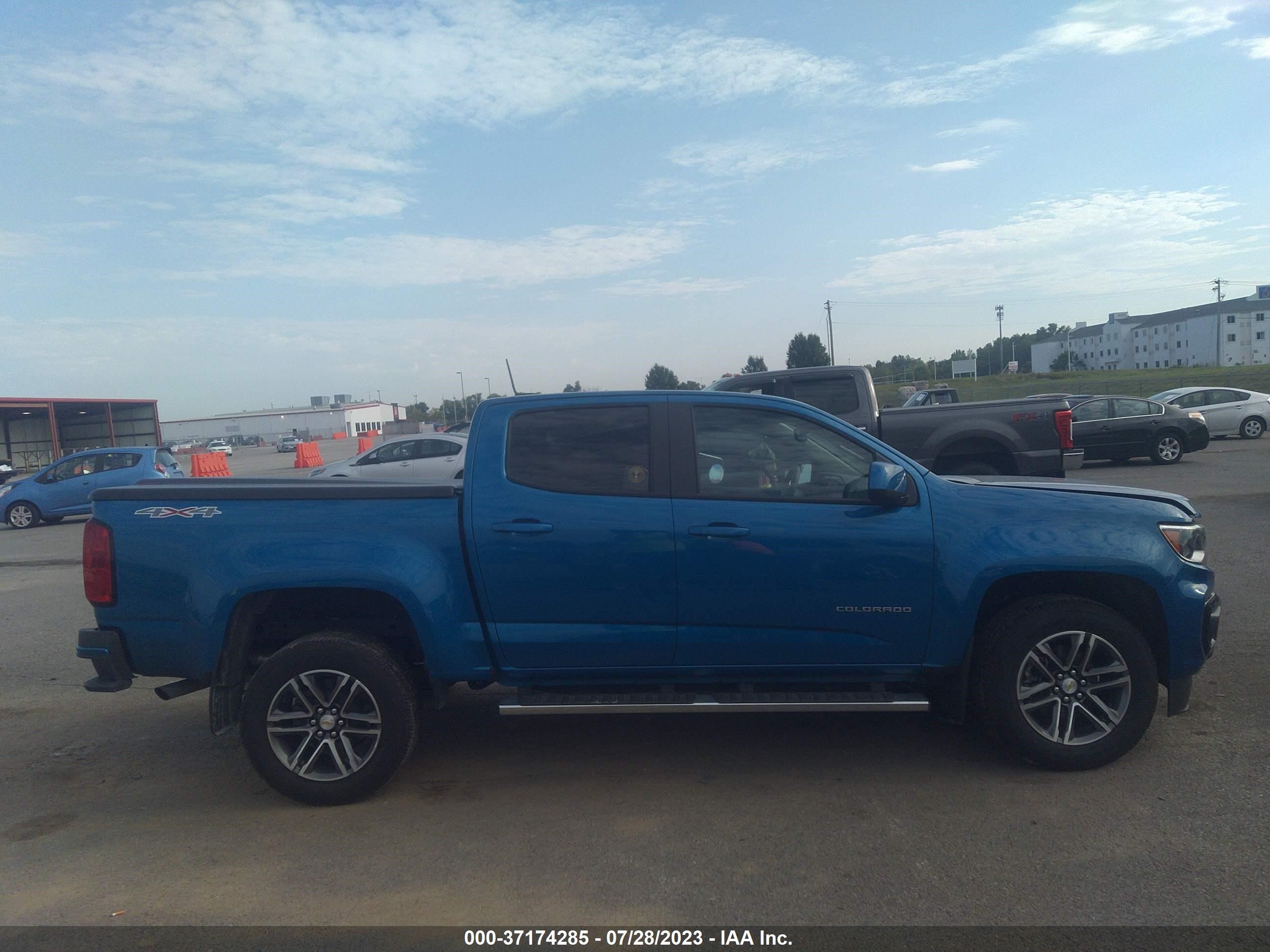 Photo 12 VIN: 1GCGTBEN2M1123045 - CHEVROLET COLORADO 