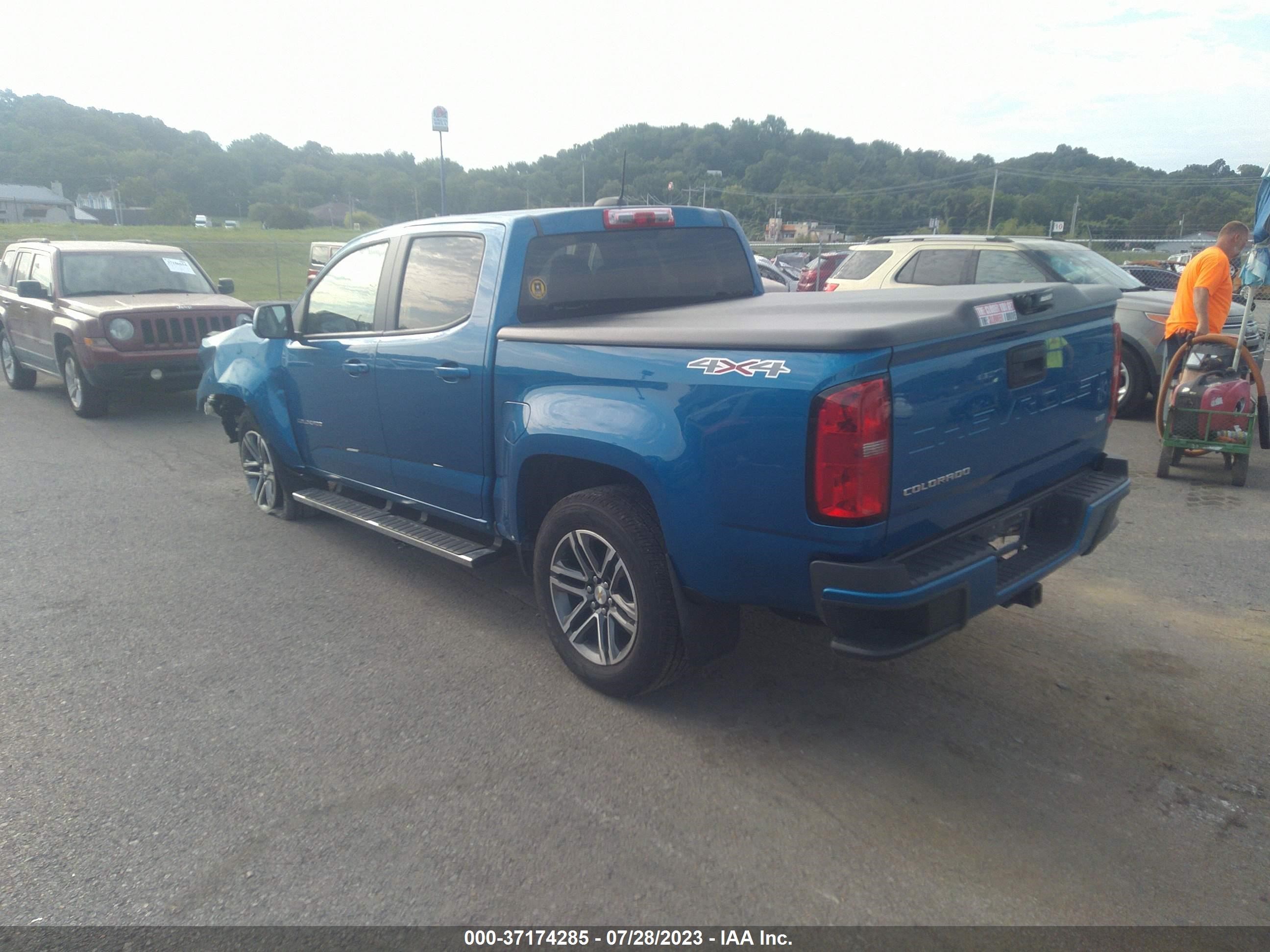 Photo 2 VIN: 1GCGTBEN2M1123045 - CHEVROLET COLORADO 