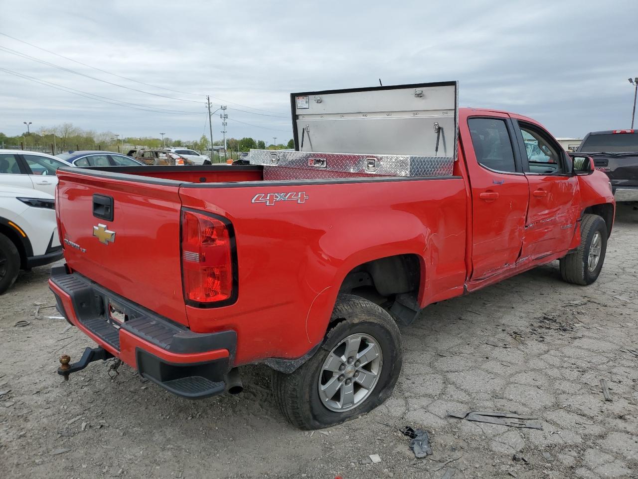 Photo 2 VIN: 1GCGTBEN8K1351774 - CHEVROLET COLORADO 