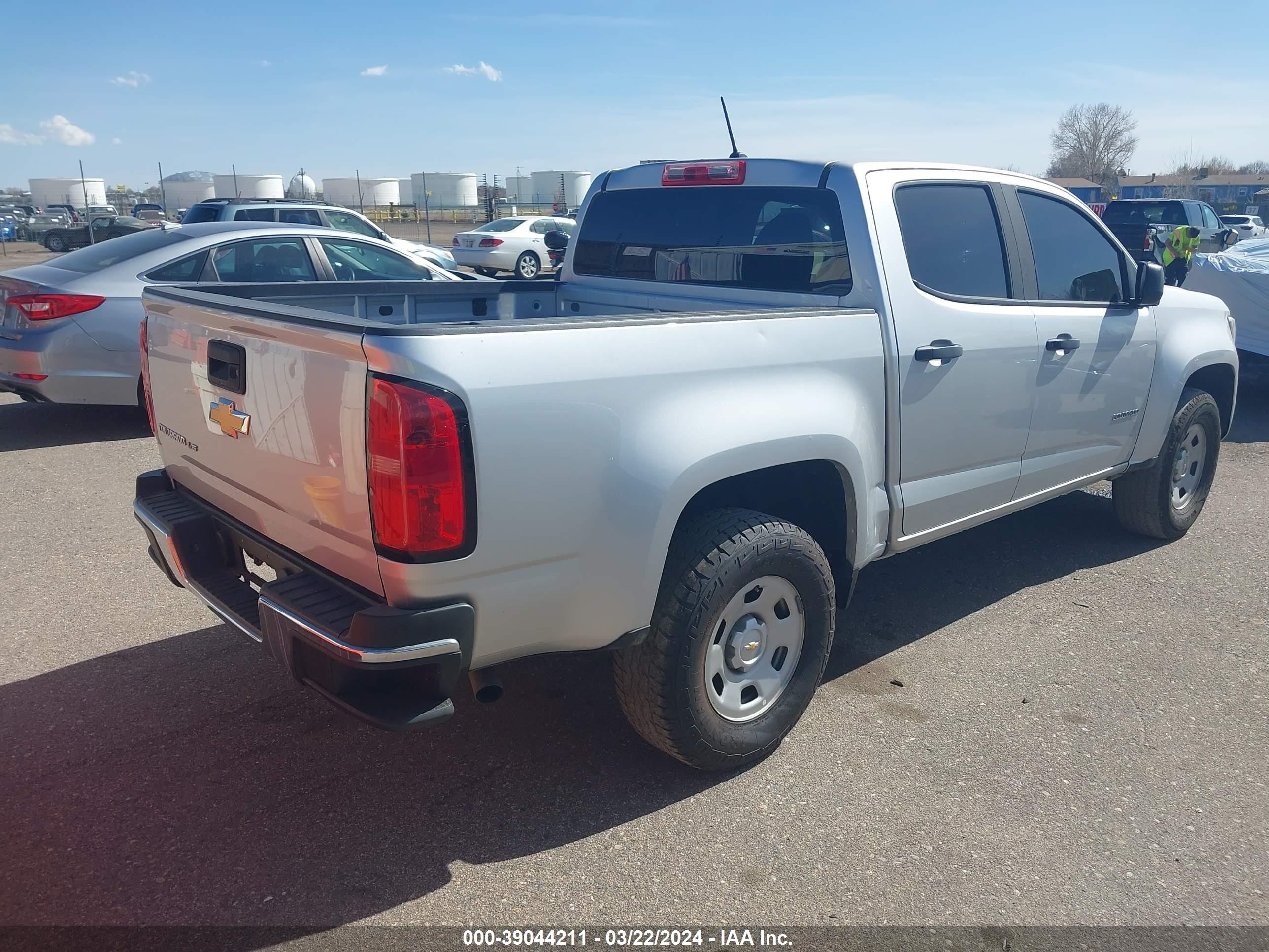 Photo 3 VIN: 1GCGTBENXK1334250 - CHEVROLET COLORADO 