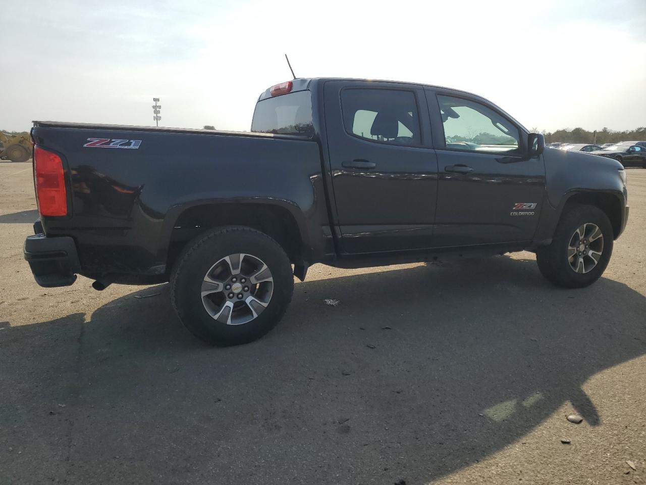 Photo 2 VIN: 1GCGTCE3XF1191035 - CHEVROLET COLORADO 