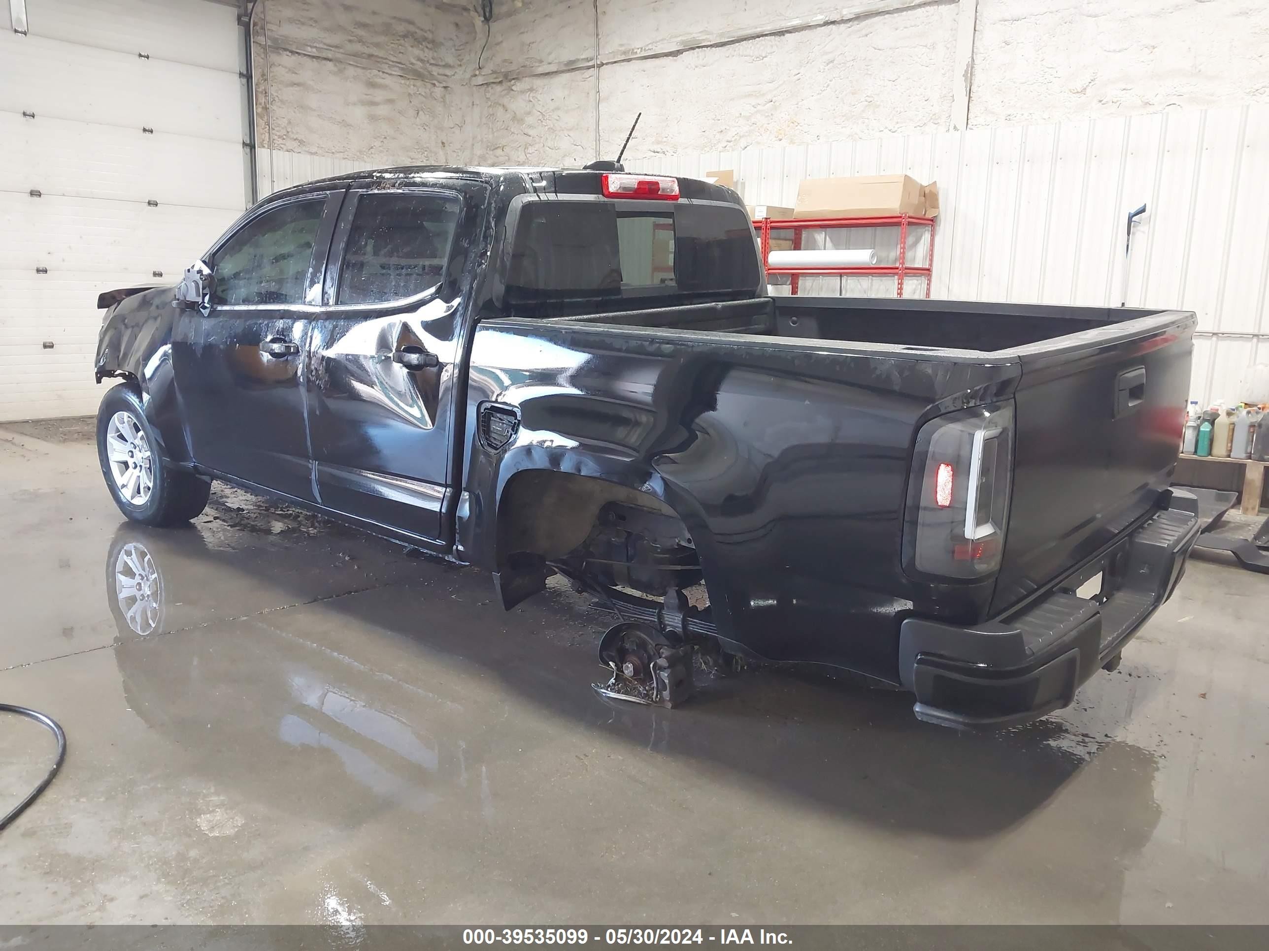 Photo 2 VIN: 1GCGTCEN2J1198166 - CHEVROLET COLORADO 