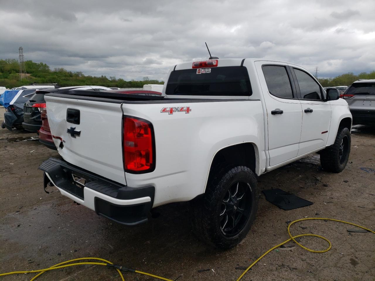 Photo 2 VIN: 1GCGTCEN8J1291628 - CHEVROLET COLORADO 