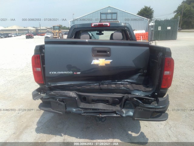 Photo 5 VIN: 1GCGTCEN9J1239473 - CHEVROLET COLORADO 