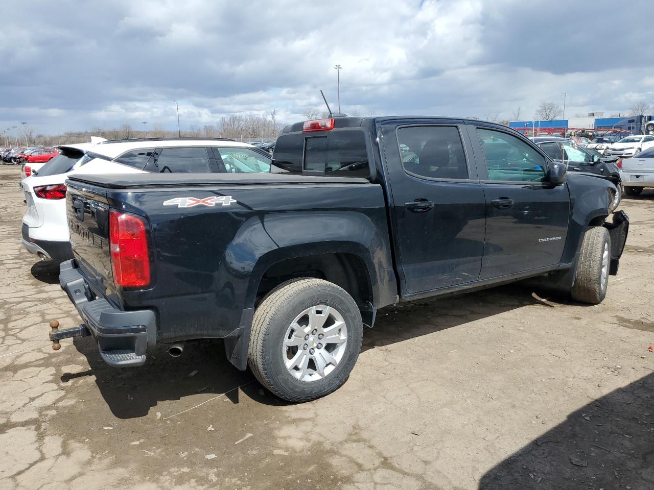 Photo 2 VIN: 1GCGTCENXM1250745 - CHEVROLET COLORADO 