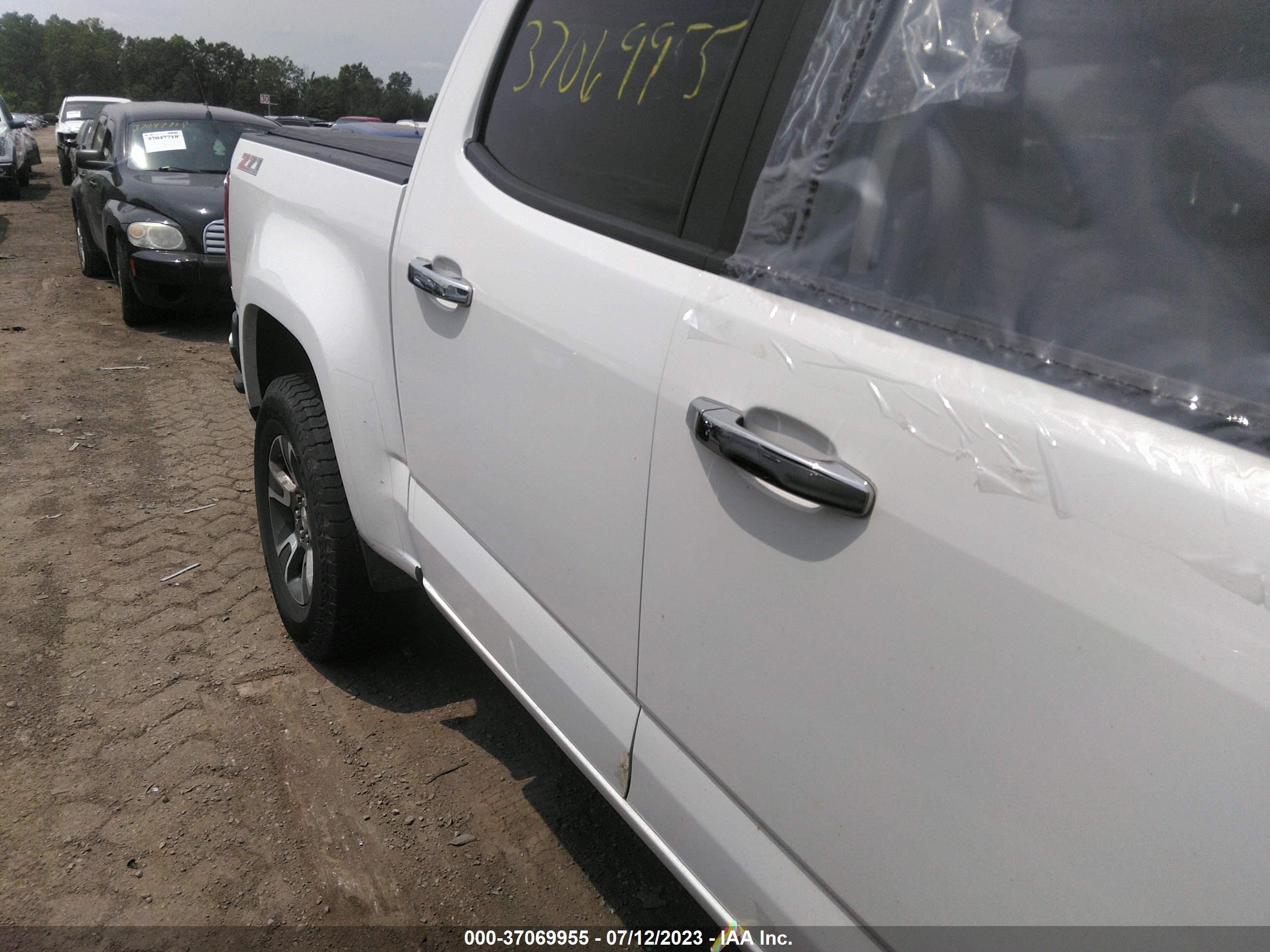 Photo 12 VIN: 1GCGTDE30G1169259 - CHEVROLET COLORADO 