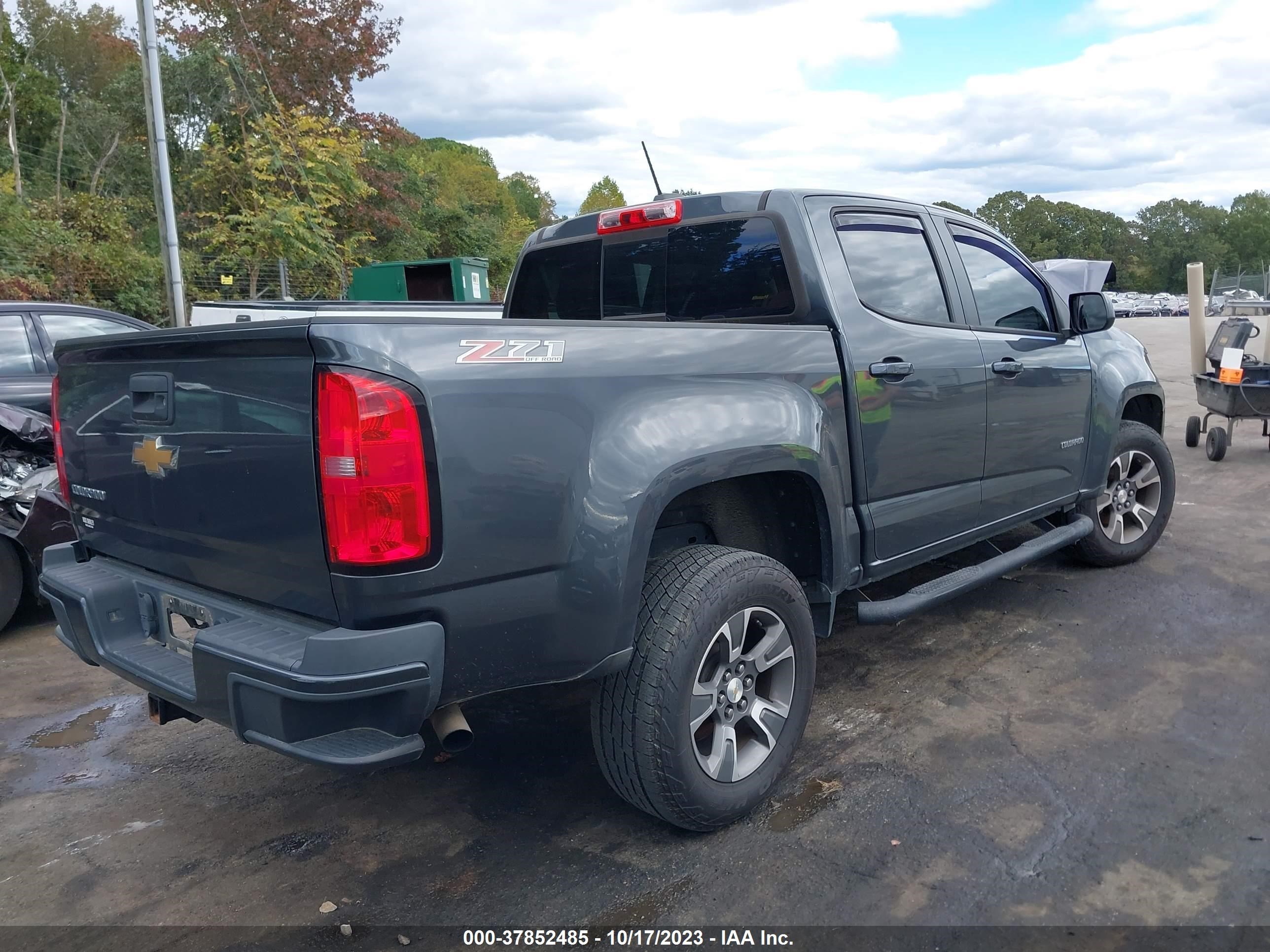 Photo 3 VIN: 1GCGTDE3XG1126967 - CHEVROLET COLORADO 