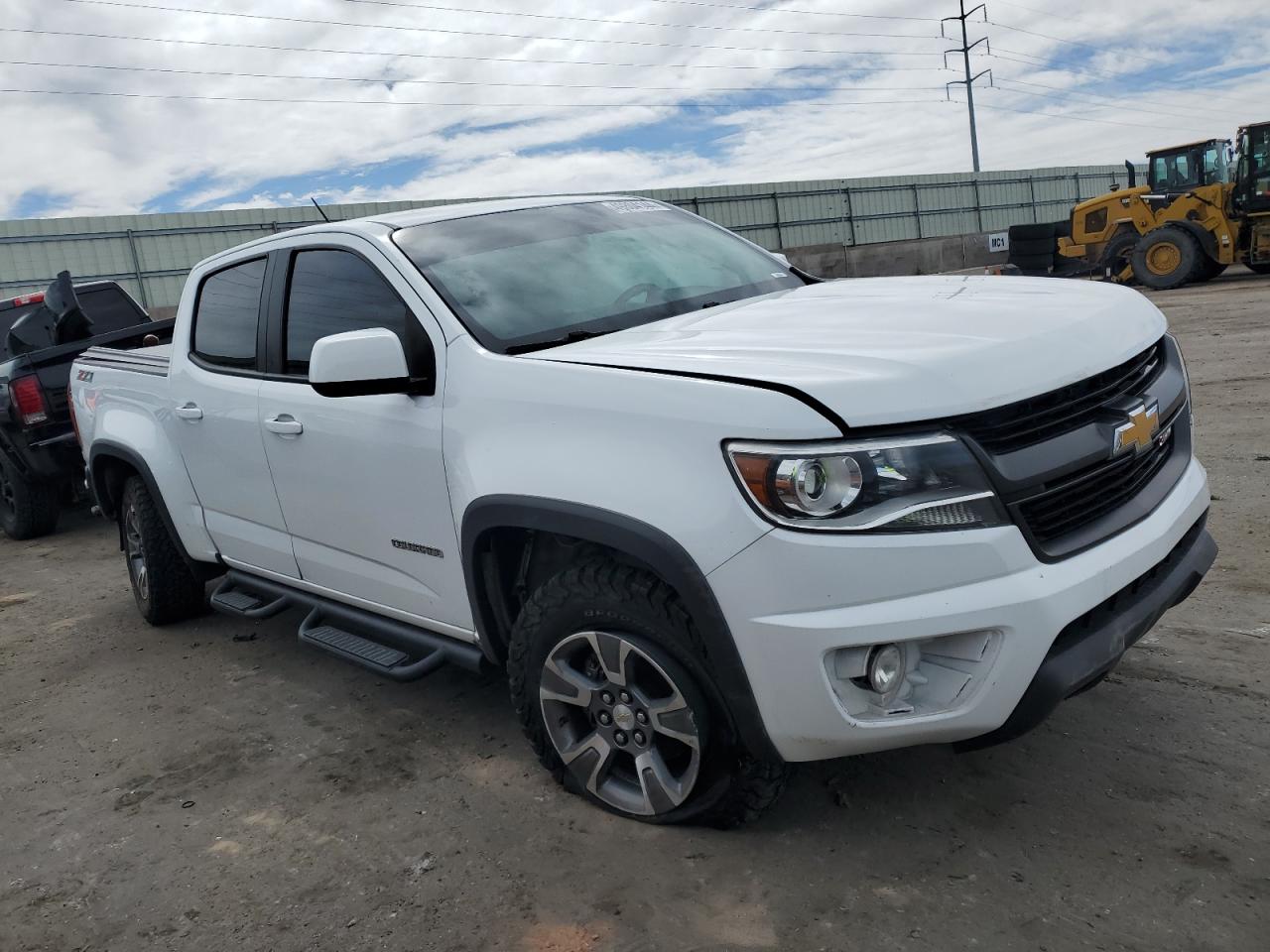 Photo 3 VIN: 1GCGTDEN0J1191769 - CHEVROLET COLORADO 