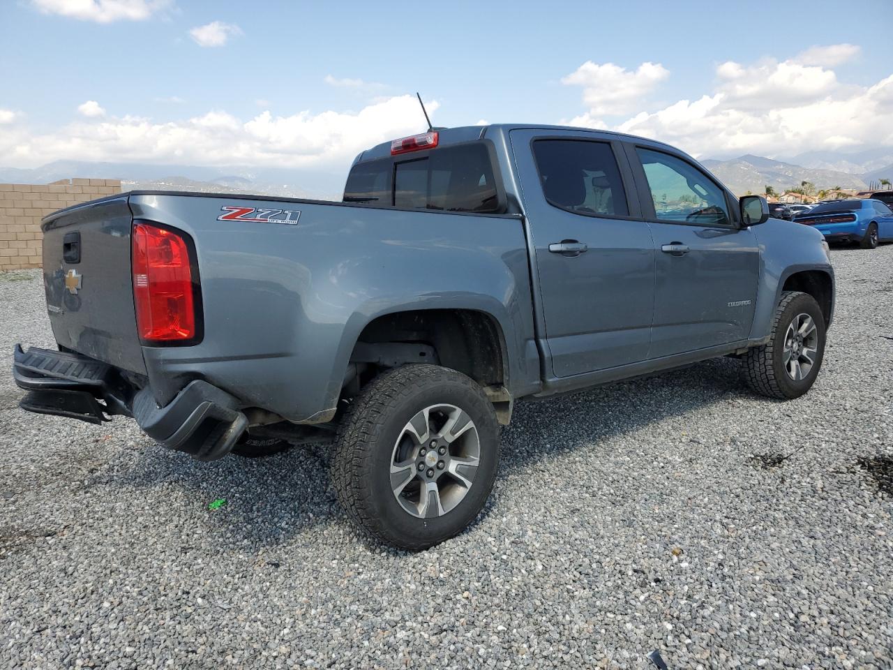 Photo 2 VIN: 1GCGTDEN0K1258596 - CHEVROLET COLORADO 