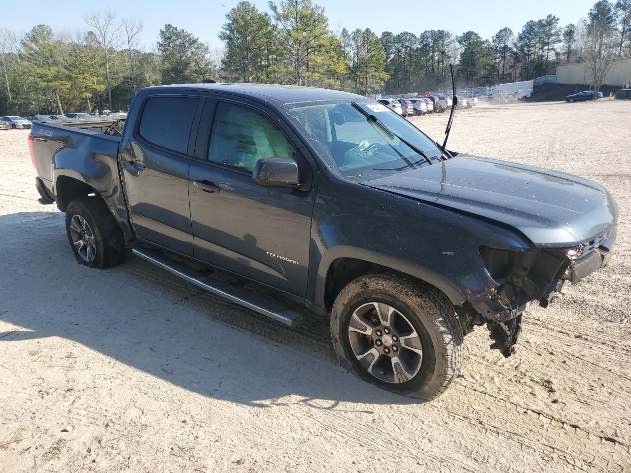 Photo 3 VIN: 1GCGTDEN1K1118556 - CHEVROLET COLORADO 