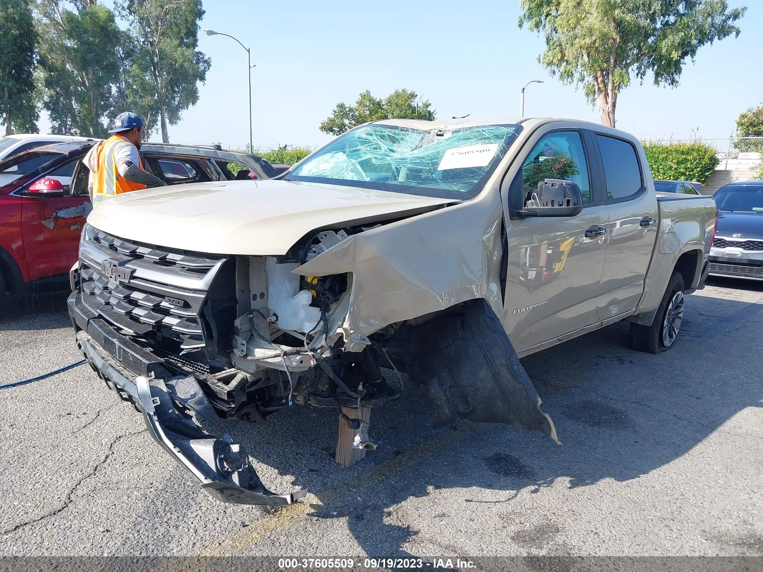 Photo 5 VIN: 1GCGTDEN3N1332825 - CHEVROLET COLORADO 