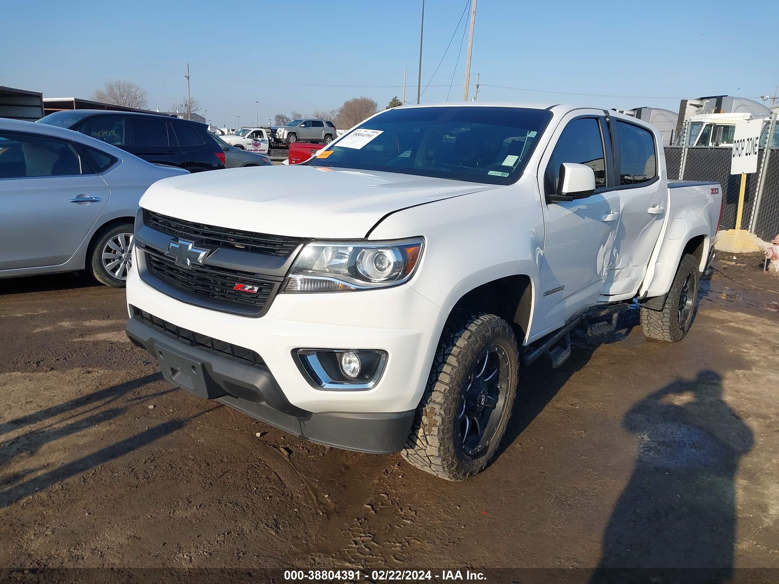 Photo 1 VIN: 1GCGTDEN5J1324929 - CHEVROLET COLORADO 