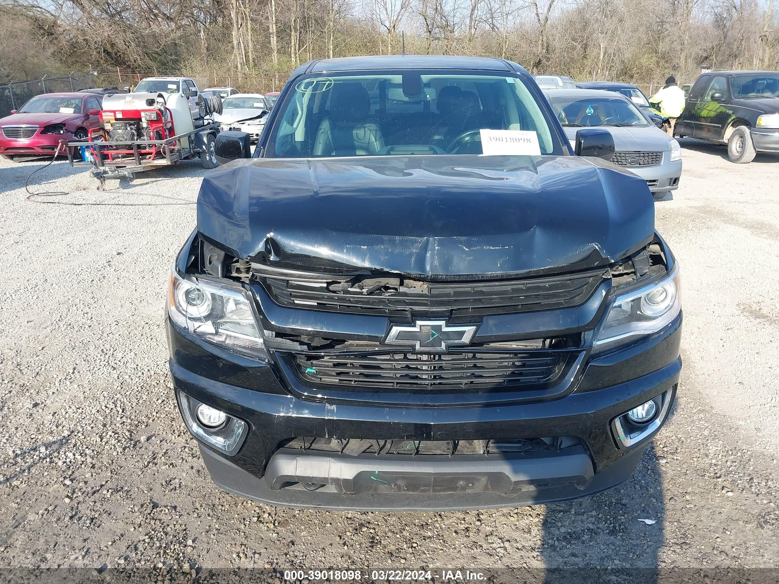 Photo 11 VIN: 1GCGTDEN5K1218238 - CHEVROLET COLORADO 