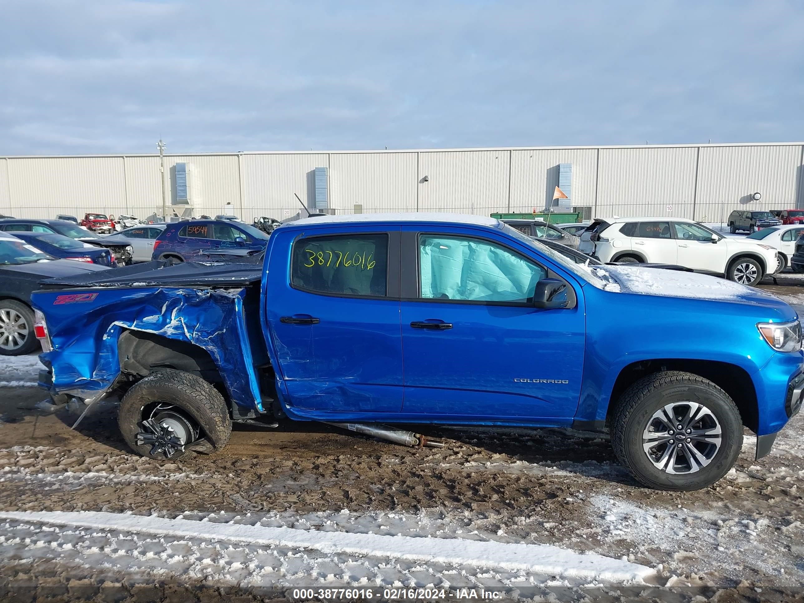 Photo 12 VIN: 1GCGTDEN5N1182054 - CHEVROLET COLORADO 