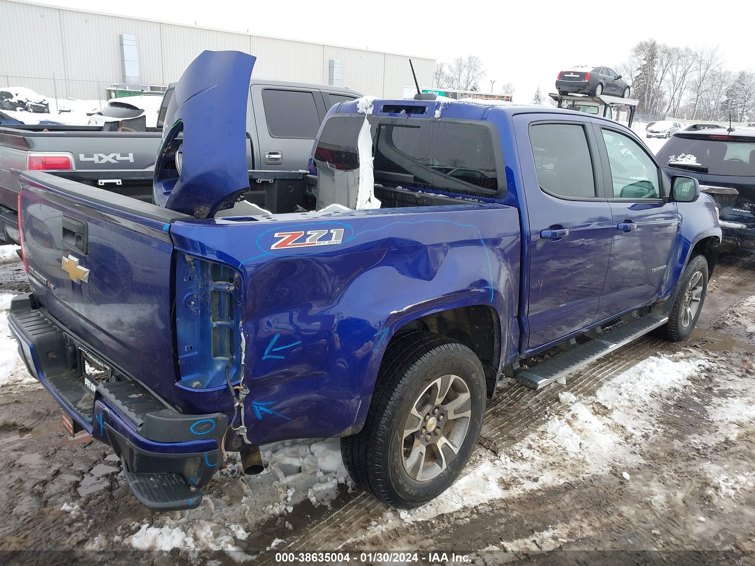 Photo 3 VIN: 1GCGTDEN6H1312332 - CHEVROLET COLORADO 