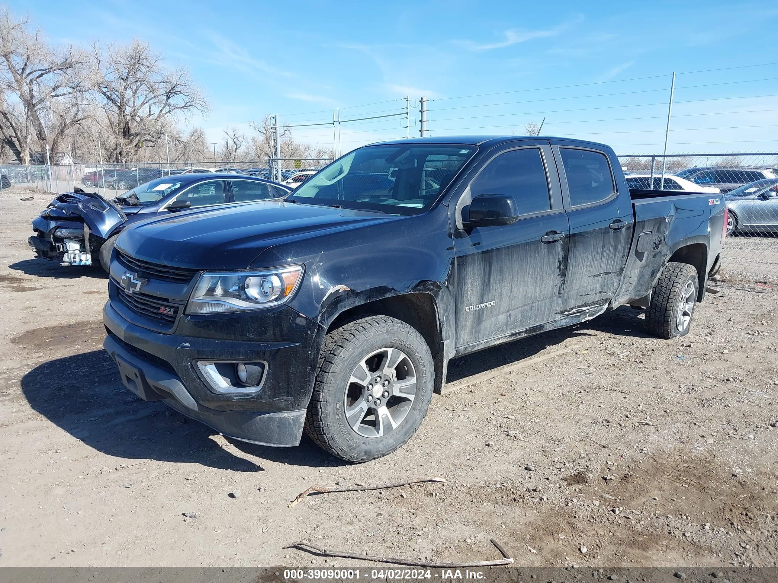 Photo 1 VIN: 1GCGTDEN6K1163282 - CHEVROLET COLORADO 