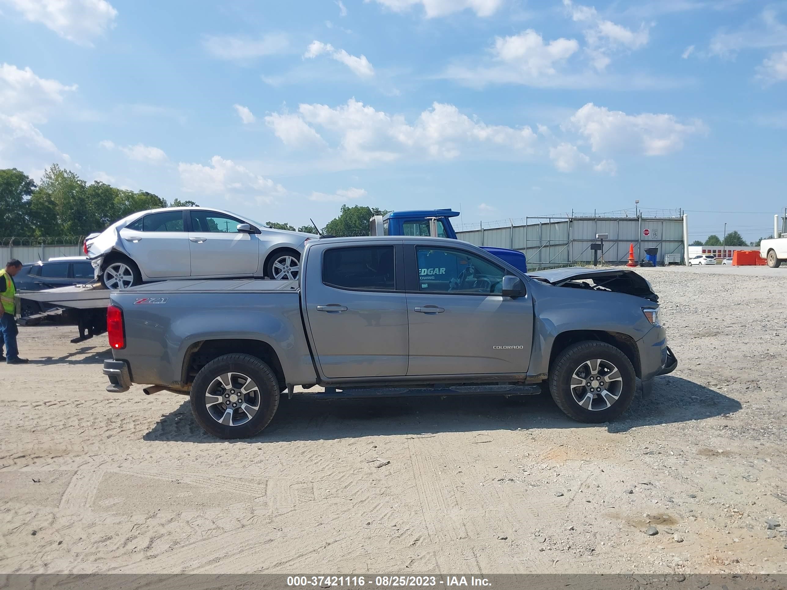 Photo 13 VIN: 1GCGTDEN6L1221893 - CHEVROLET COLORADO 