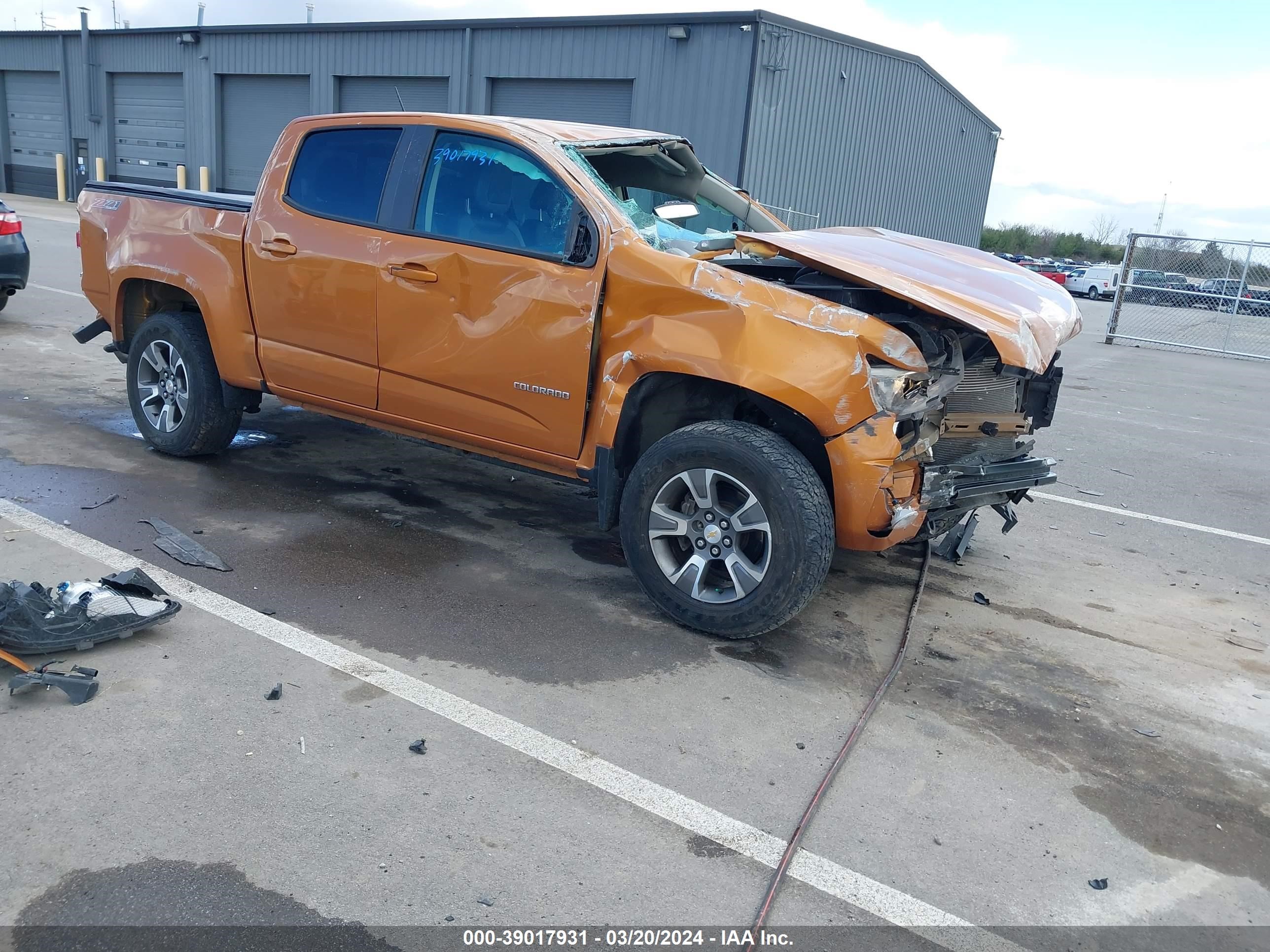 Photo 0 VIN: 1GCGTDENXH1302340 - CHEVROLET COLORADO 