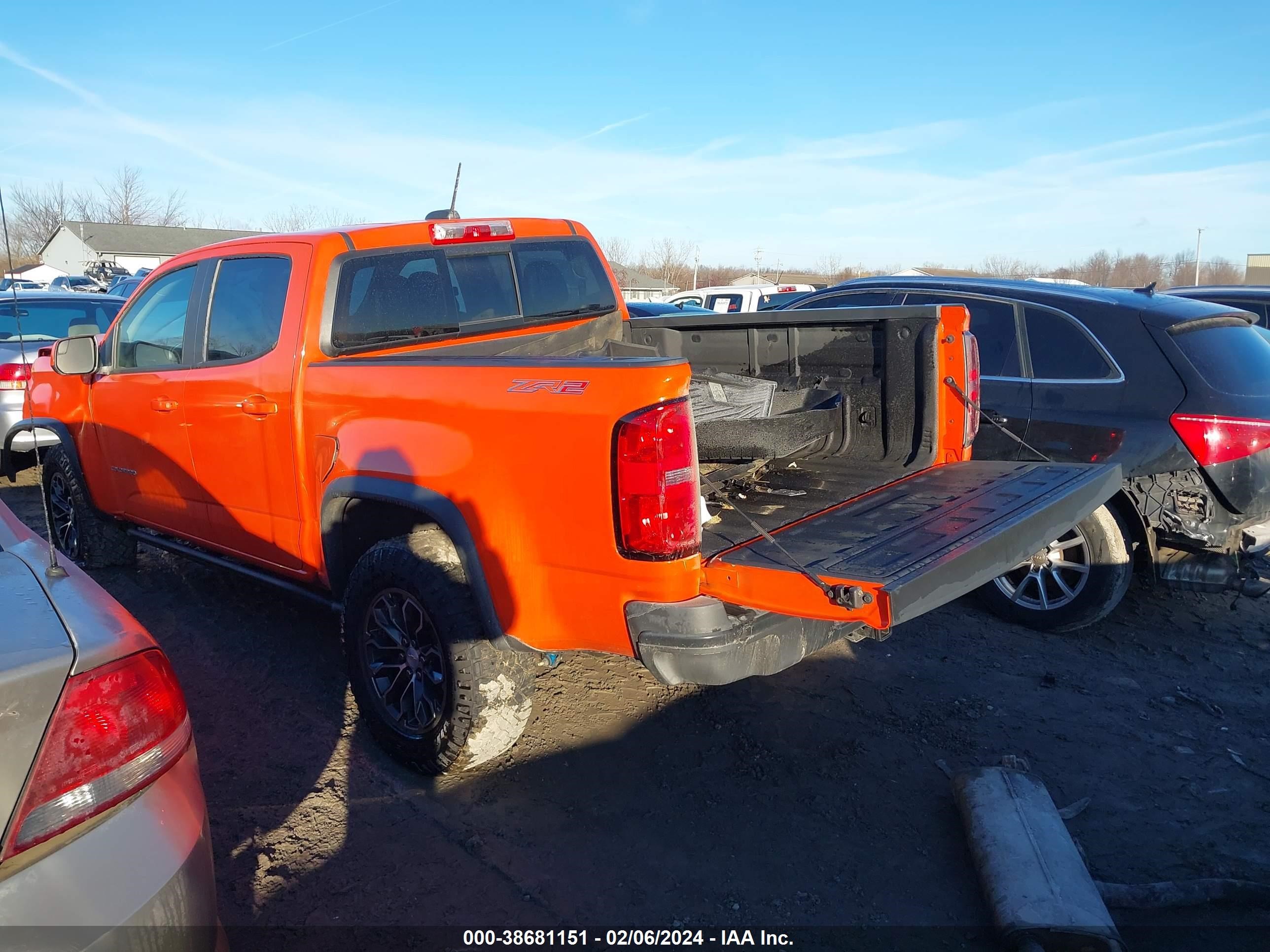 Photo 2 VIN: 1GCGTEEN3M1203312 - CHEVROLET COLORADO 