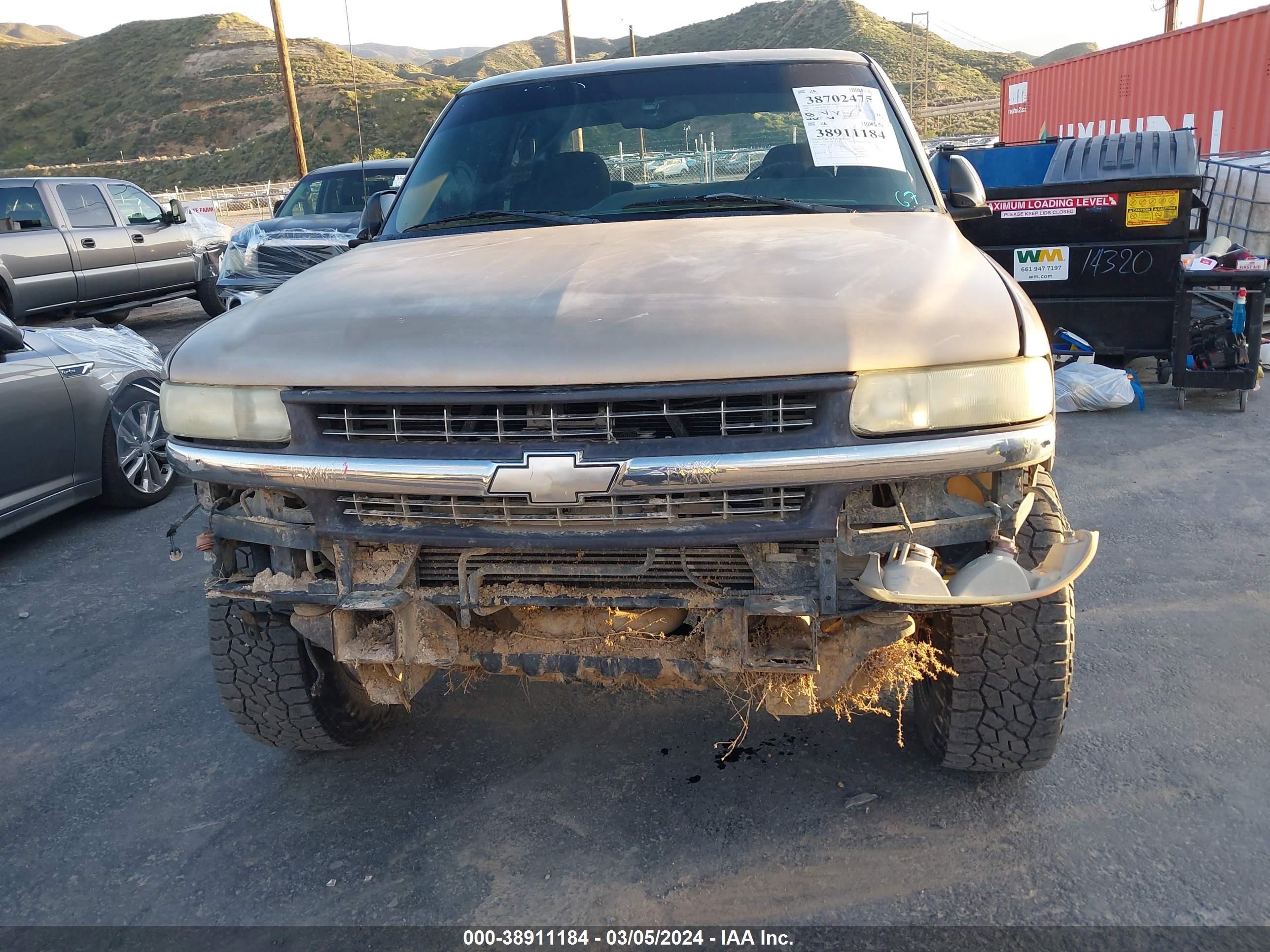 Photo 6 VIN: 1GCHC23112F232682 - CHEVROLET SILVERADO 