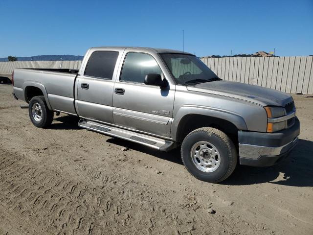 Photo 3 VIN: 1GCHC23183F175186 - CHEVROLET SILVERADO 