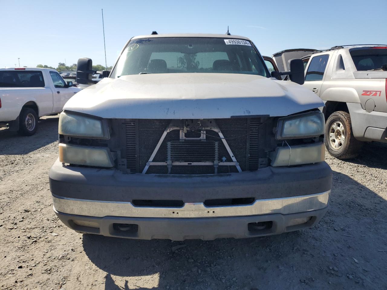 Photo 4 VIN: 1GCHC23225F818210 - CHEVROLET SILVERADO 