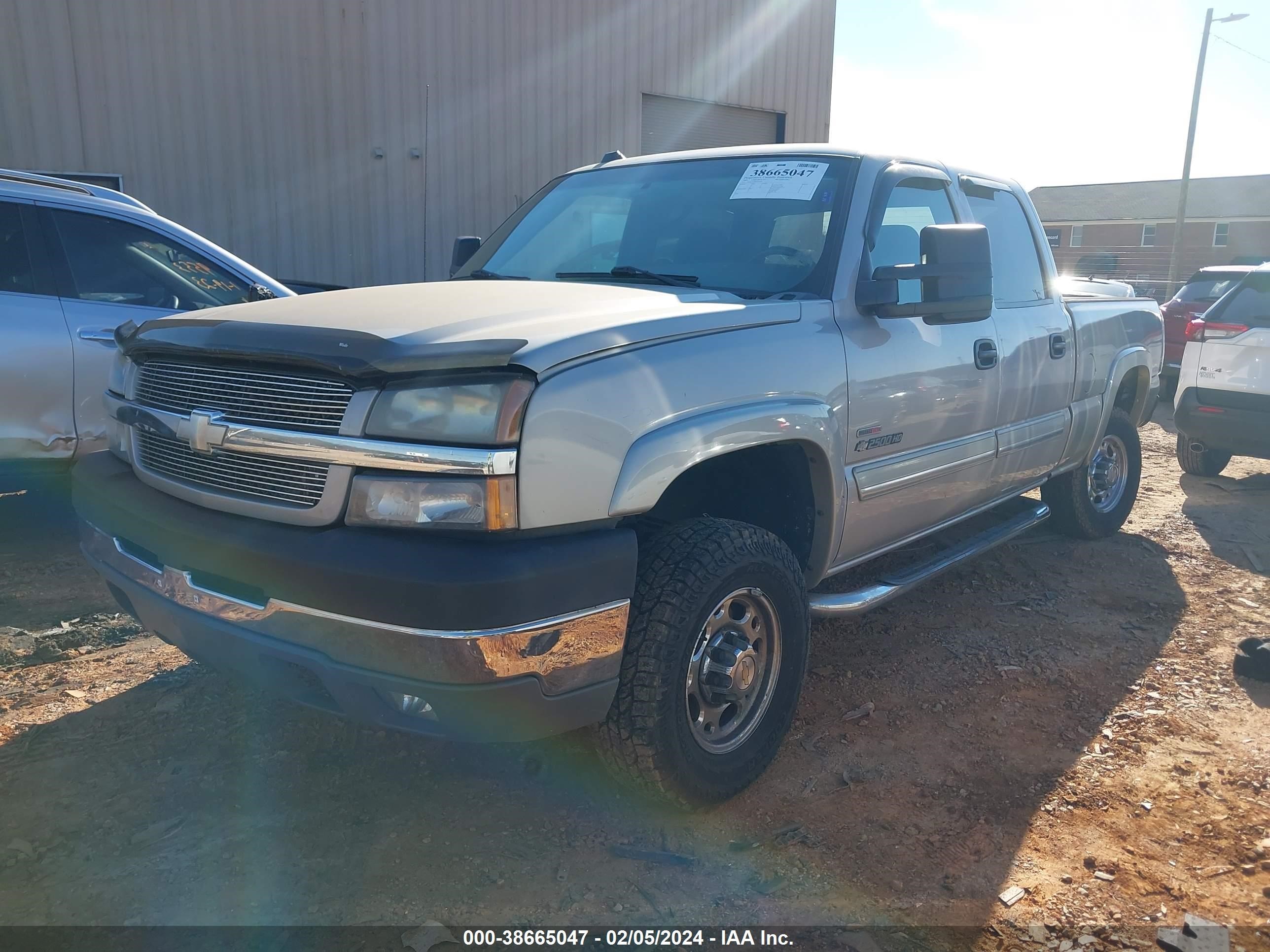 Photo 1 VIN: 1GCHC23264F253958 - CHEVROLET SILVERADO 