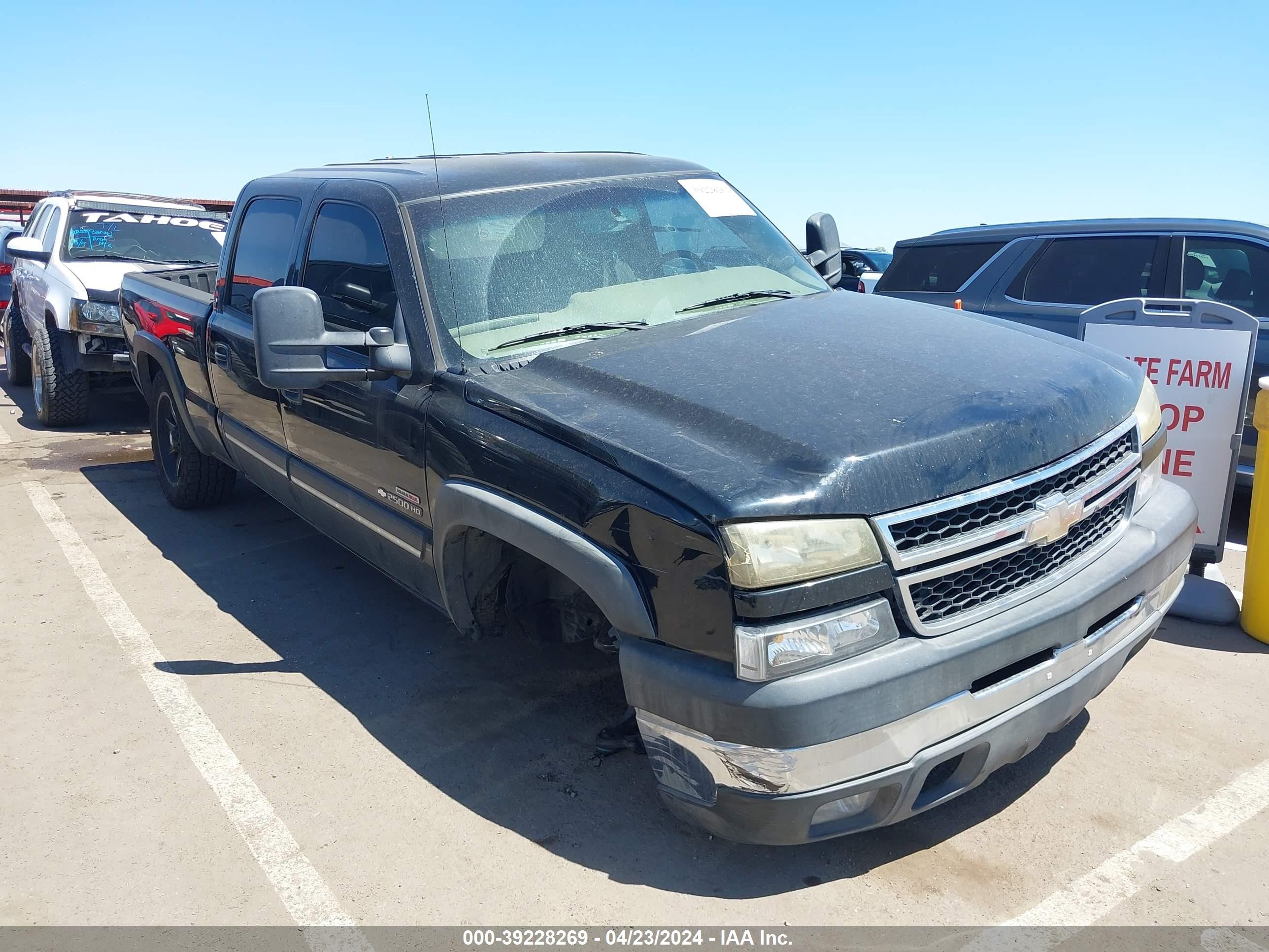 Photo 5 VIN: 1GCHC23286F118080 - CHEVROLET SILVERADO 