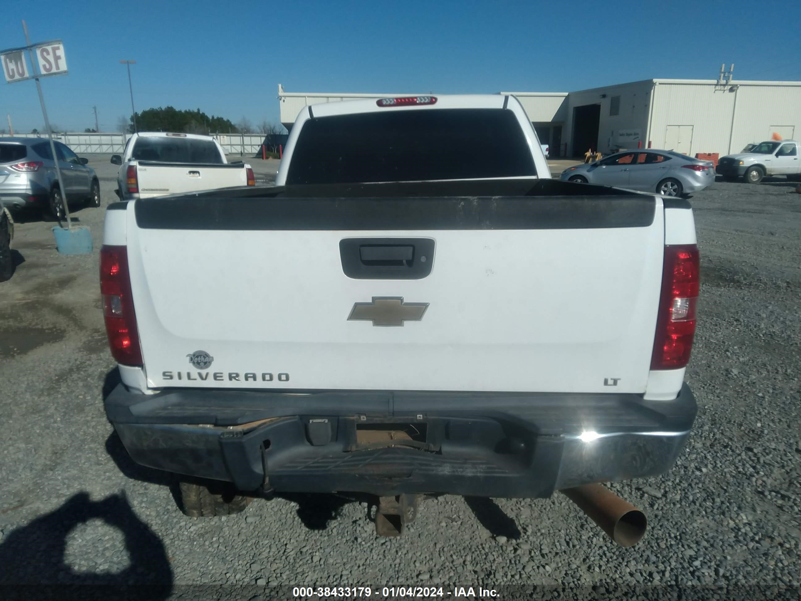 Photo 15 VIN: 1GCHC23687F516894 - CHEVROLET SILVERADO 