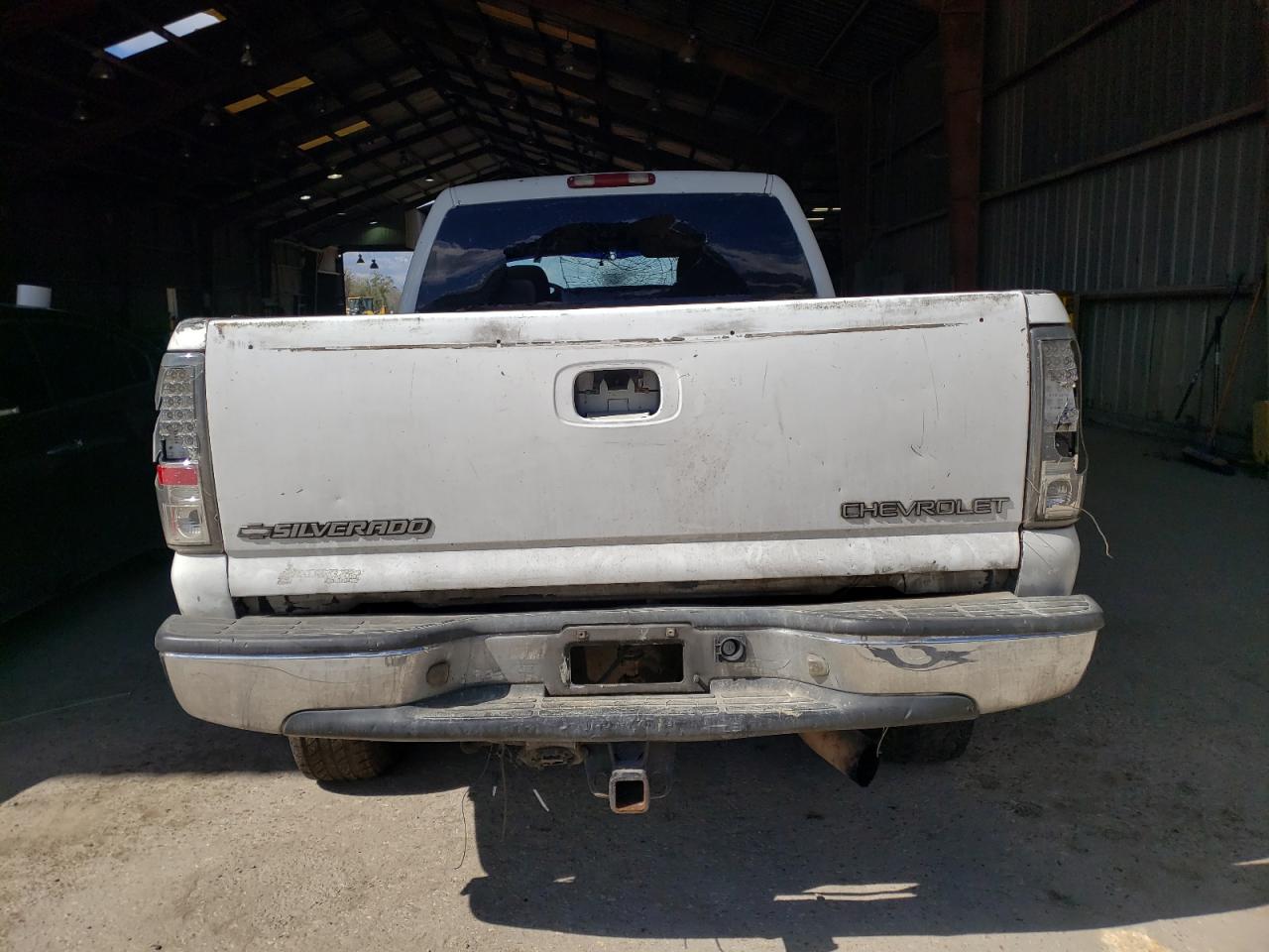 Photo 5 VIN: 1GCHC23D66F247176 - CHEVROLET SILVERADO 