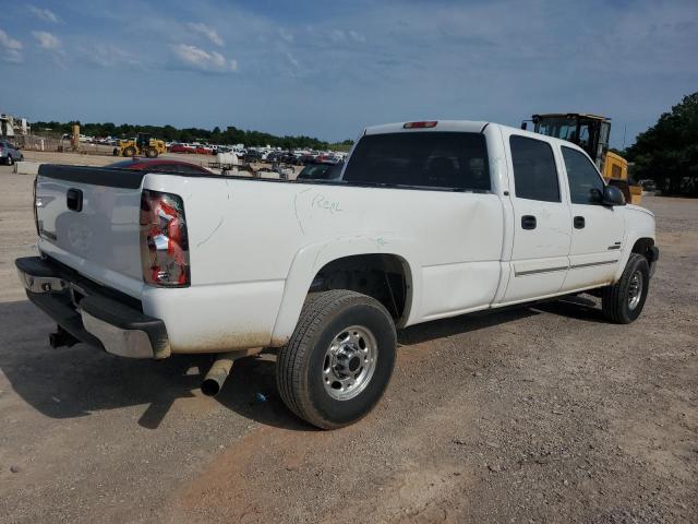 Photo 2 VIN: 1GCHC23D87F117546 - CHEVROLET SILVERADO 