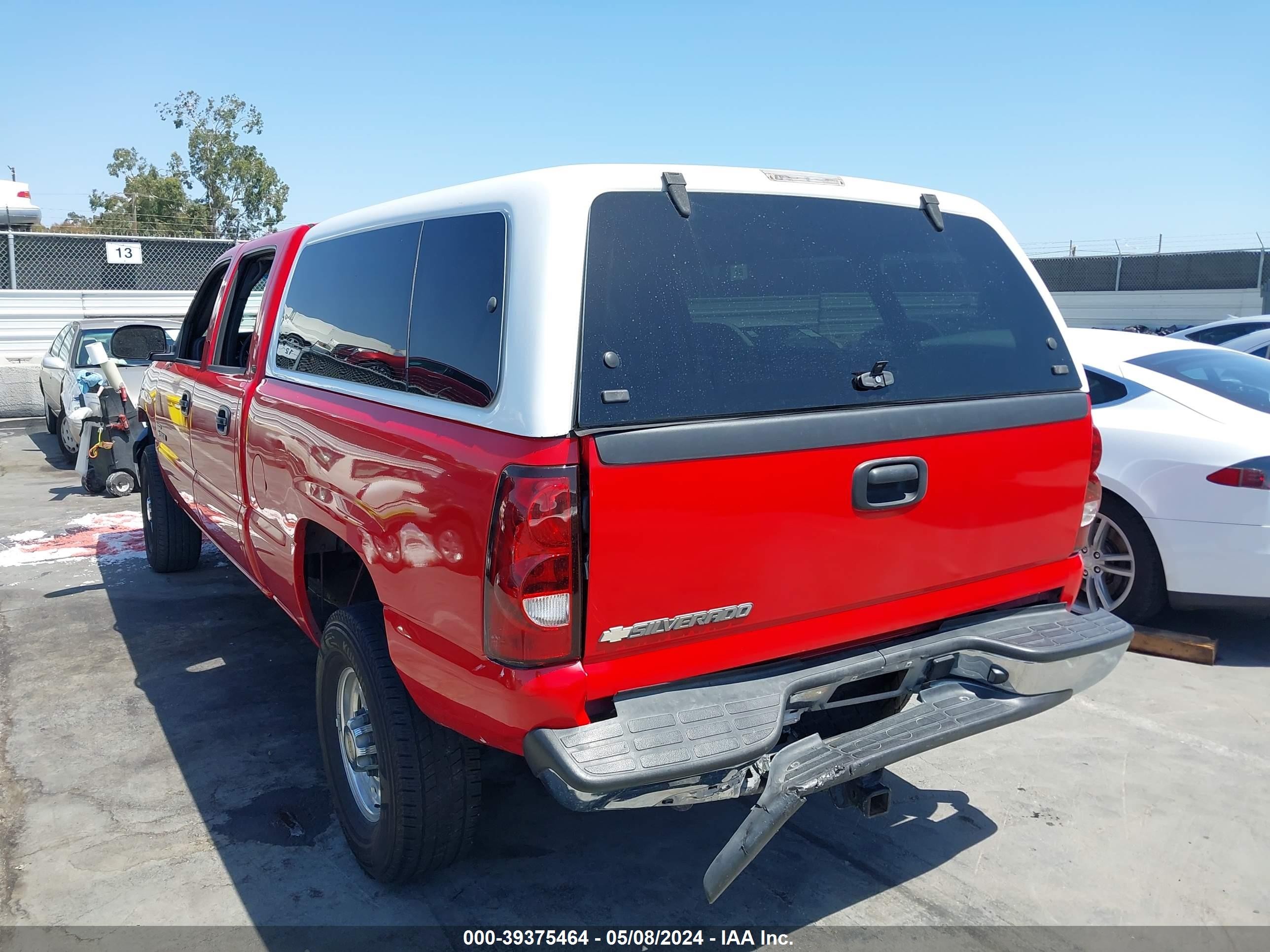 Photo 2 VIN: 1GCHC23D96F214141 - CHEVROLET SILVERADO 