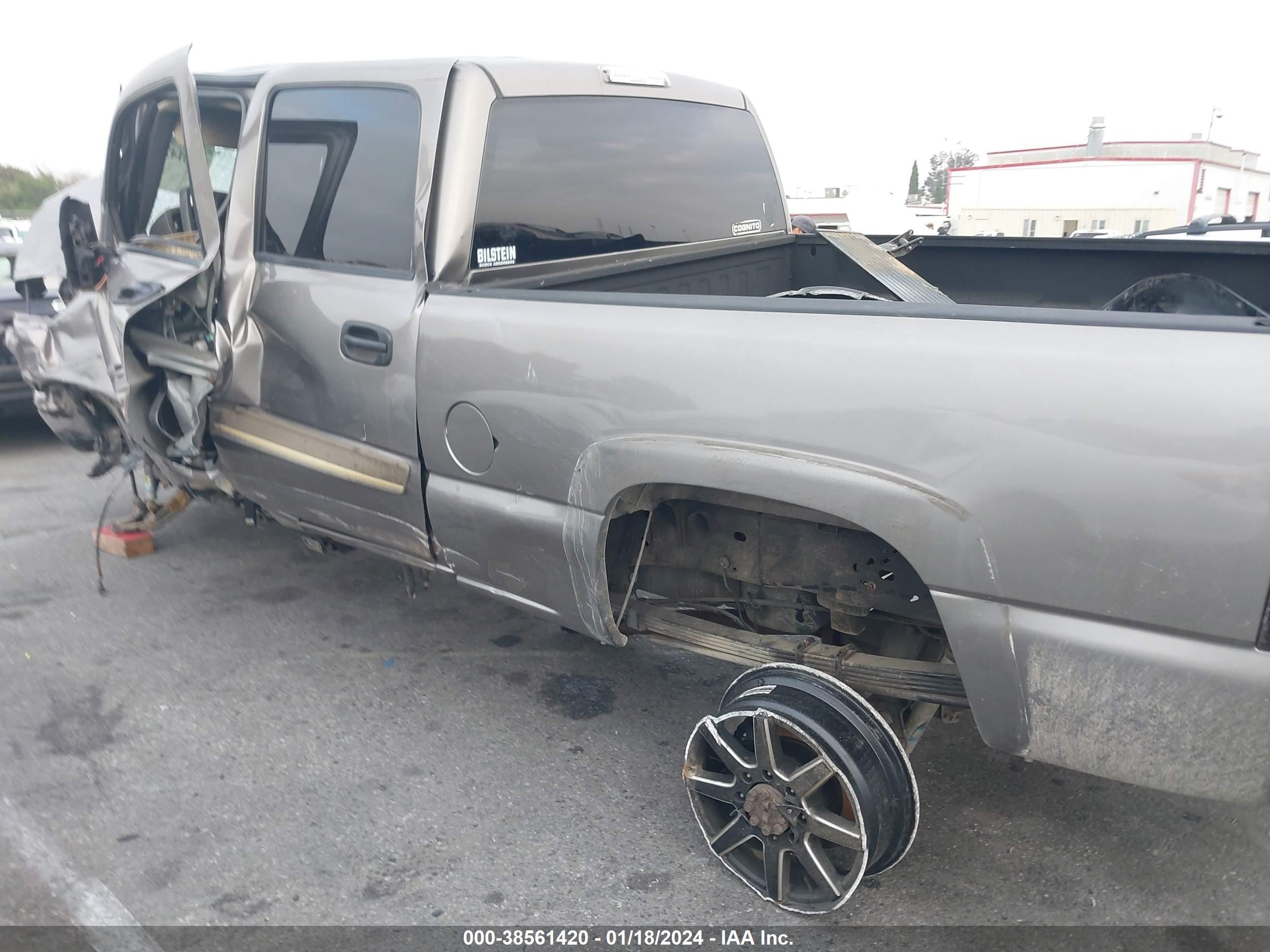 Photo 13 VIN: 1GCHC23D97F192580 - CHEVROLET SILVERADO 