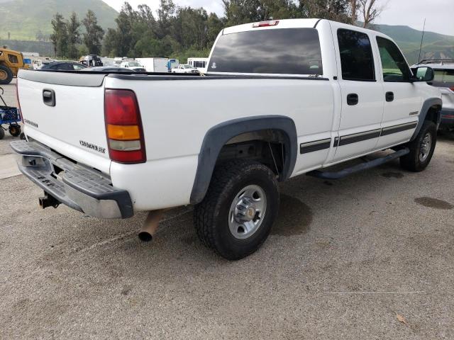 Photo 2 VIN: 1GCHC23G52F143850 - CHEVROLET SILVERADO 