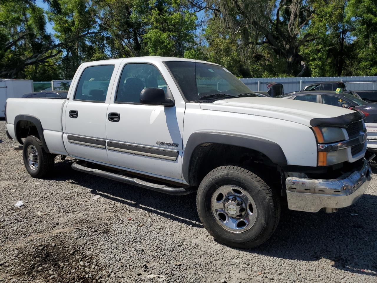 Photo 3 VIN: 1GCHC23U24F225348 - CHEVROLET SILVERADO 